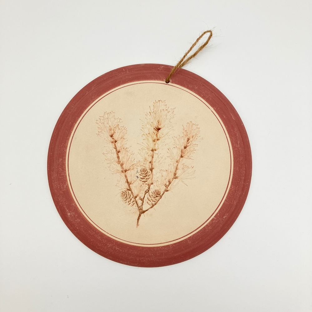 Wall Hanging Plaque Vintage 9.5in Rustic Red Pinecone Cabin Decor